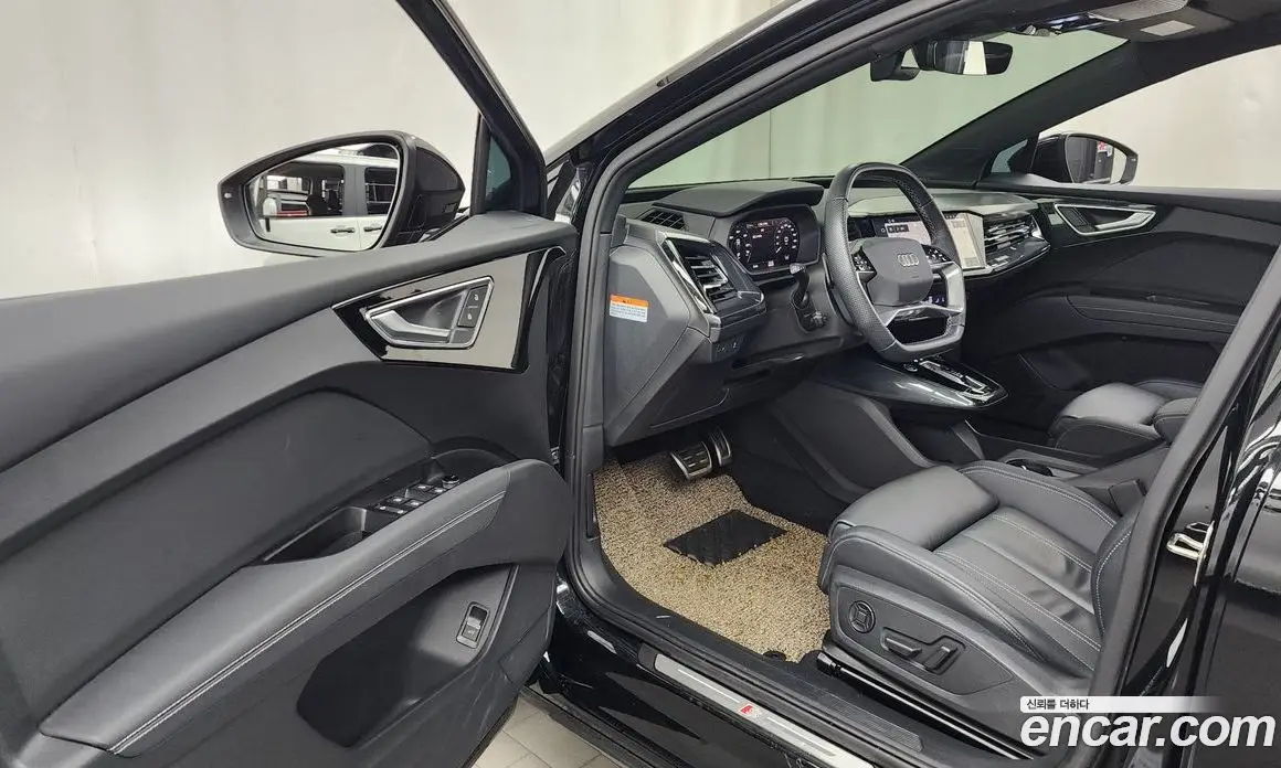 Audi Q4 e-tron 2023 0.2 автомат (гидро), фото 10