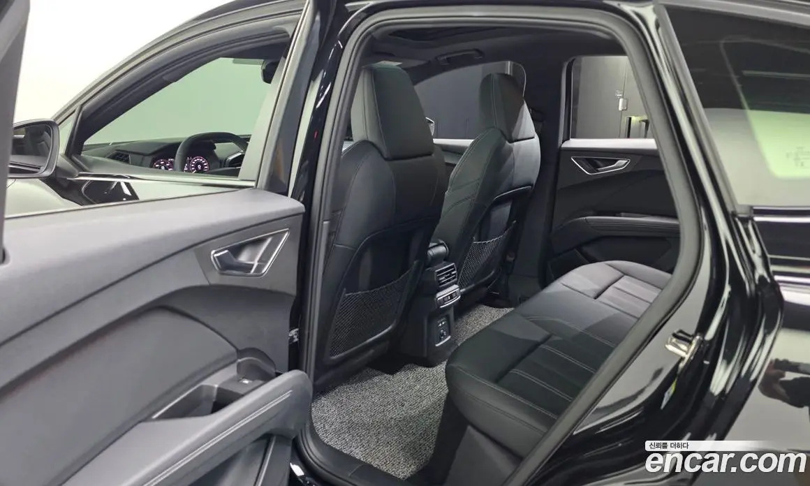 Audi Q4 e-tron 2025 0.2 автомат (гидро), фото 16
