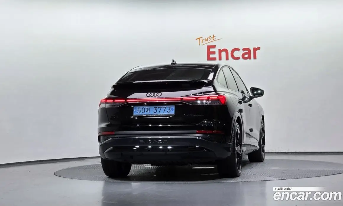 Audi Q4 e-tron 2025 0.2 автомат (гидро), фото 4