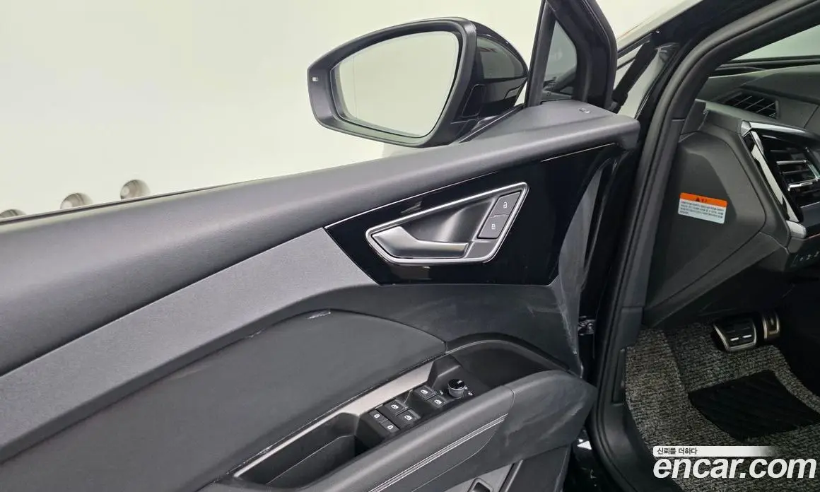 Audi Q4 e-tron 2025 0.2 автомат (гидро), фото 34