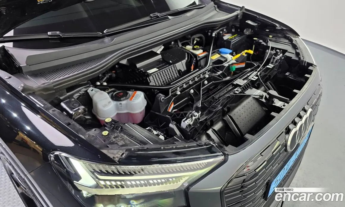 Audi Q4 e-tron 2025 0.2 автомат (гидро), фото 6