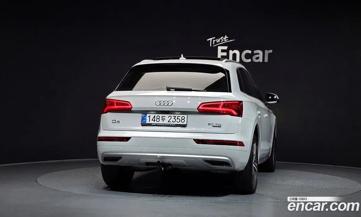 Audi Q5 2020 3.0 автомат (гидро), фото 4