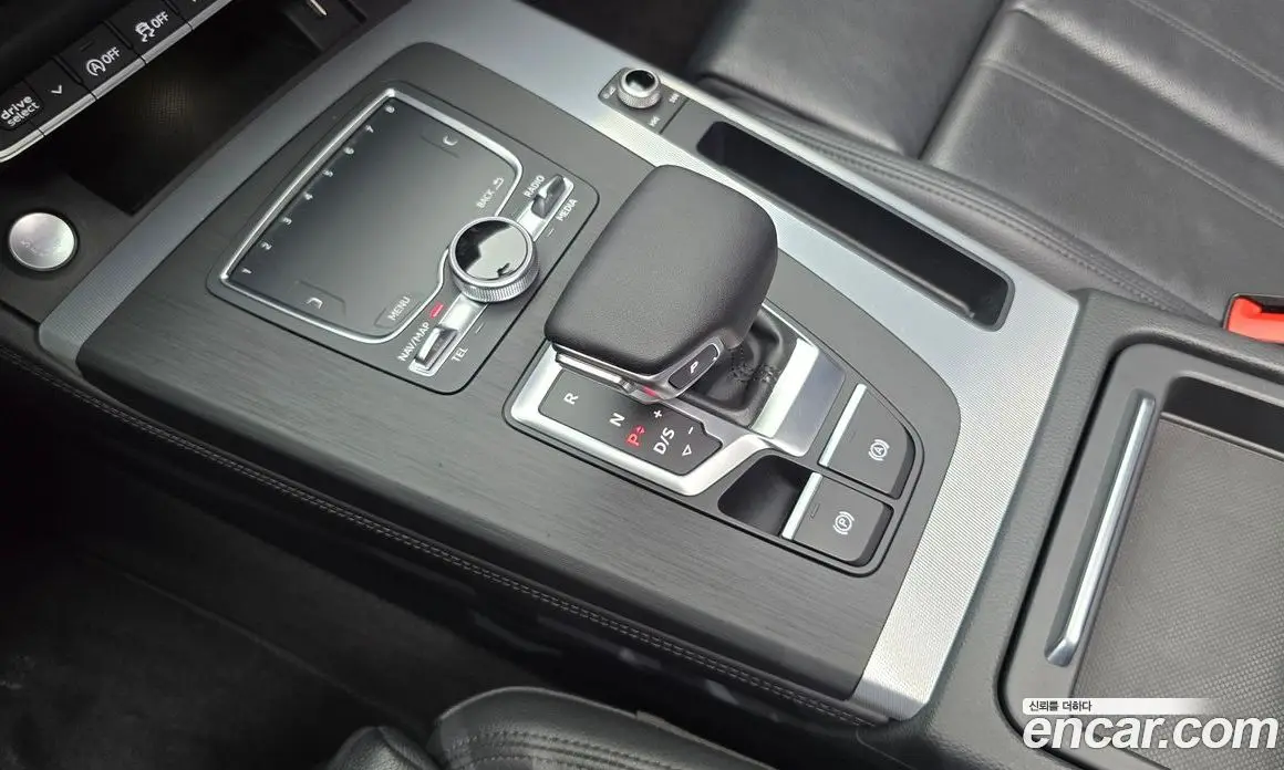 Audi Q5 2020 3.0 автомат (гидро), фото 9