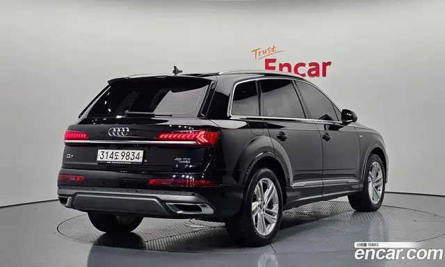 Audi Q7 2021 3.0 автомат (гидро), миниатюра 1