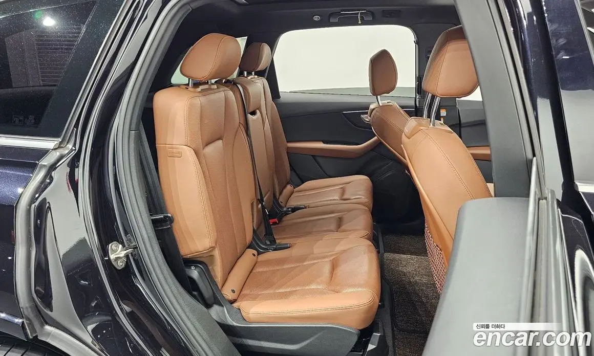Audi Q7 2021 3.0 автомат (гидро), фото 15