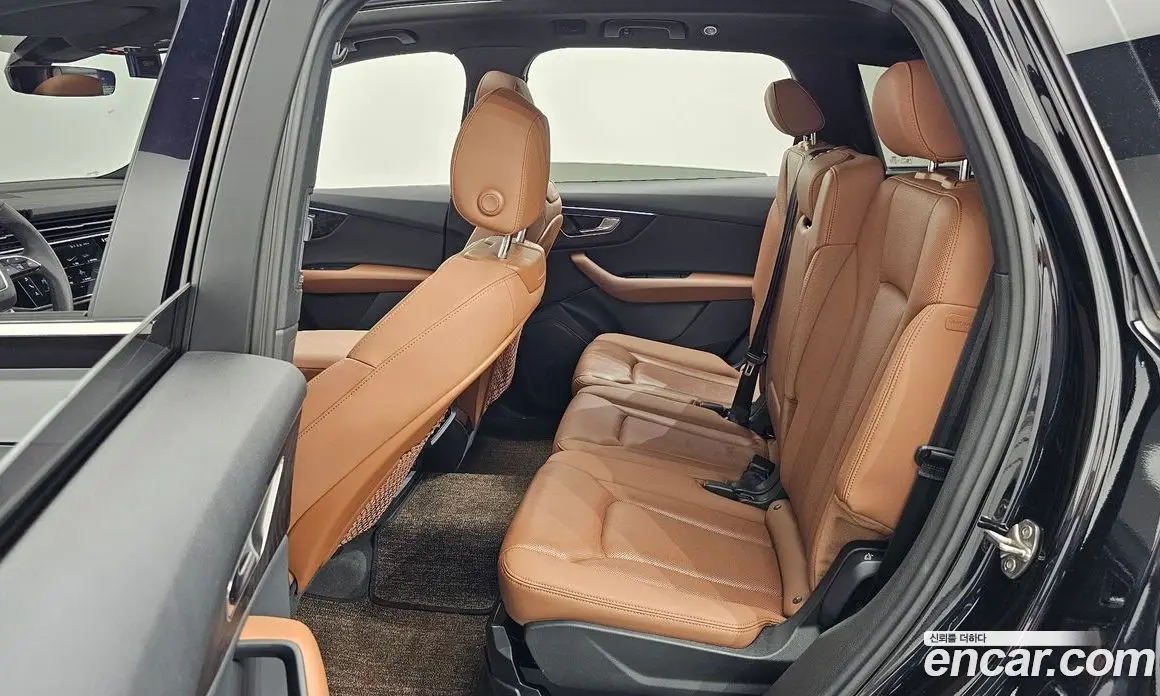 Audi Q7 2021 3.0 автомат (гидро), фото 17