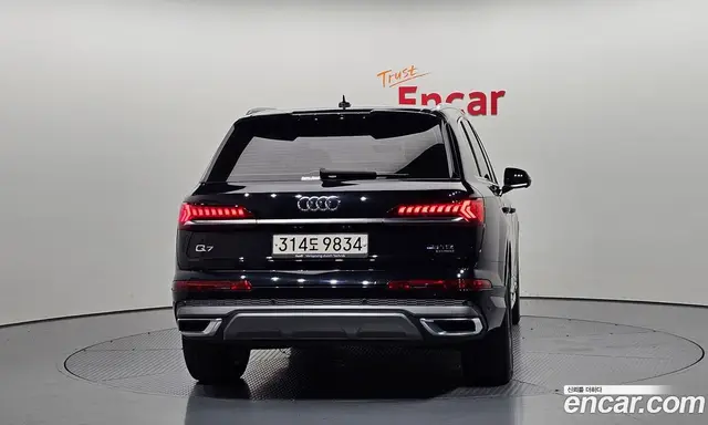 Audi Q7 2021 3.0 автомат (гидро), миниатюра 3