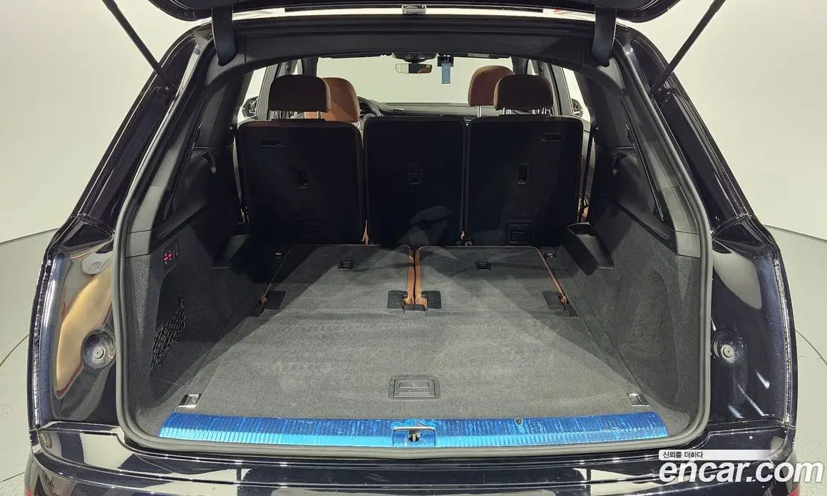 Audi Q7 2021 3.0 автомат (гидро), фото 32