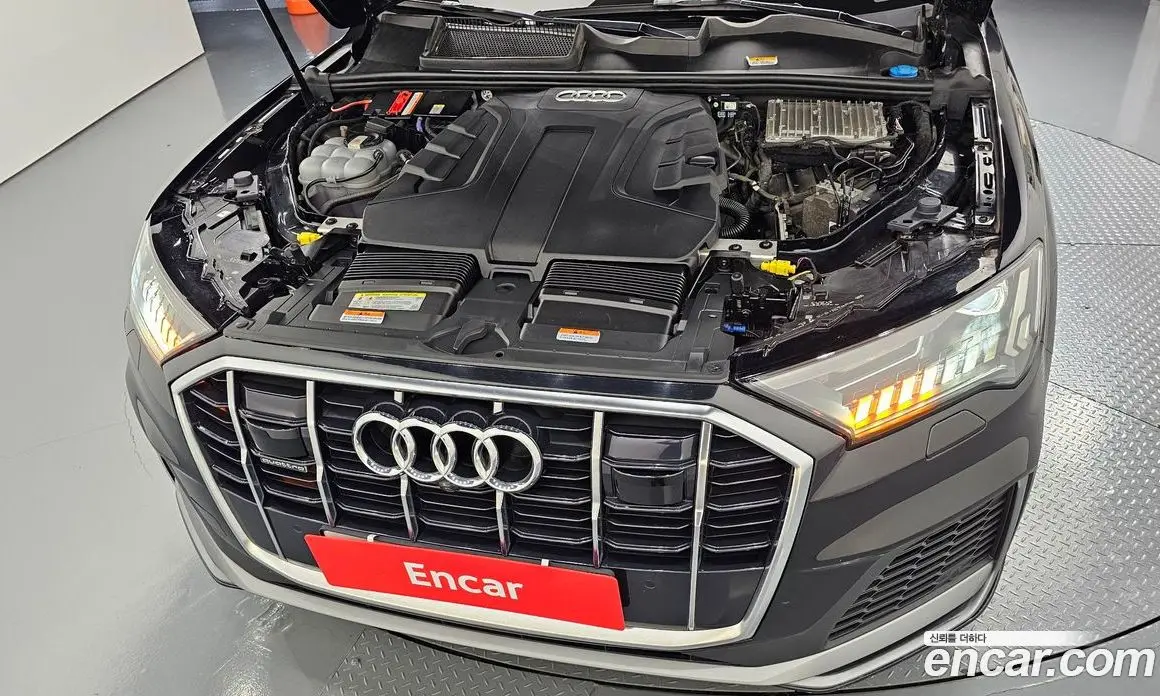 Audi Q7 2021 3.0 автомат (гидро), фото 5