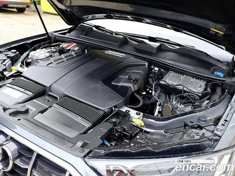 Audi Q7 2021 3.0 автомат (гидро), фото 19