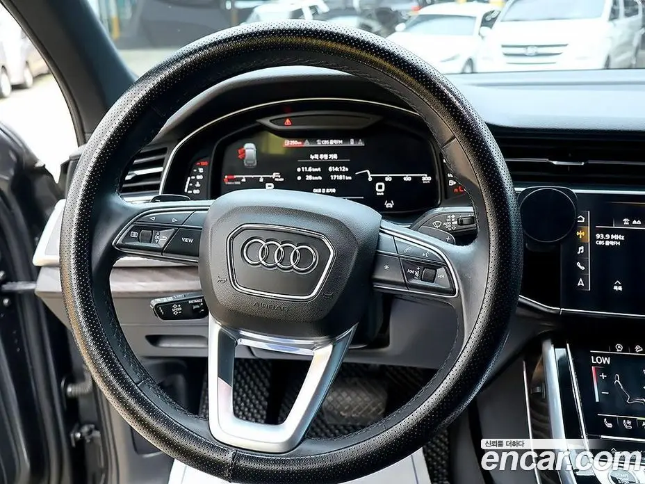 Audi Q7 2021 3.0 автомат (гидро), фото 8