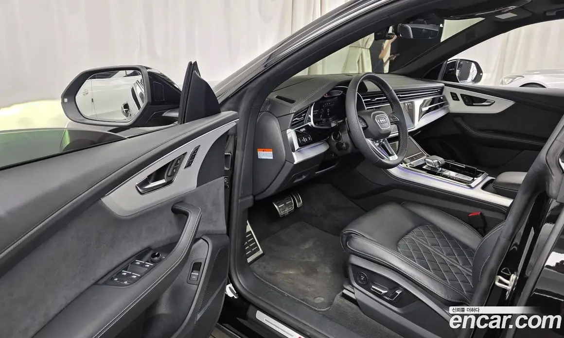 Audi Q8 2025 3.0 автомат (гидро), фото 13