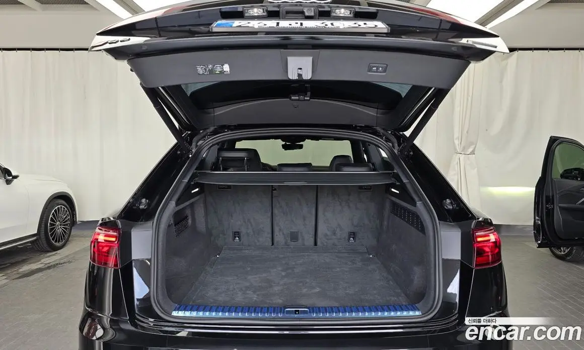 Audi Q8 2025 3.0 автомат (гидро), фото 26