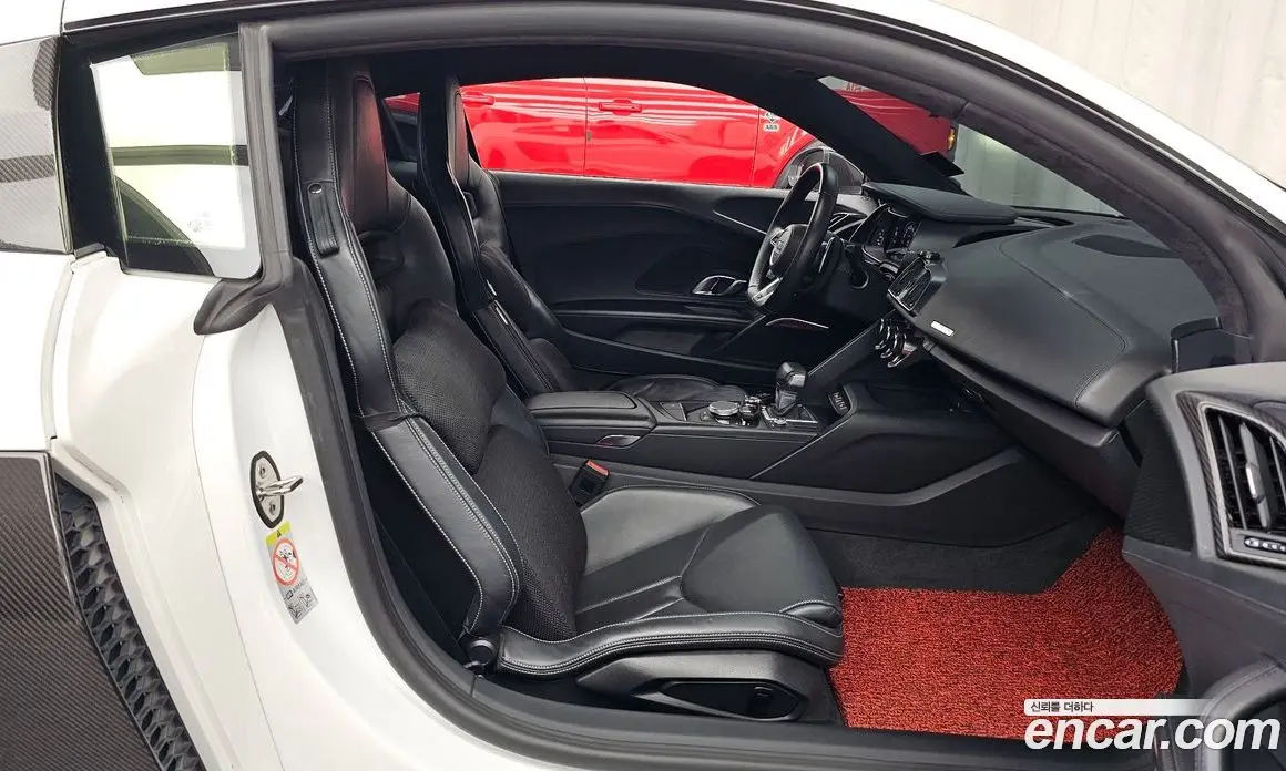 Audi R8 2017 5.2 автомат (гидро), фото 17