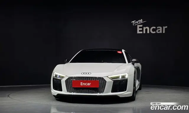 Audi R8 2017 5.2 автомат (гидро), миниатюра 3