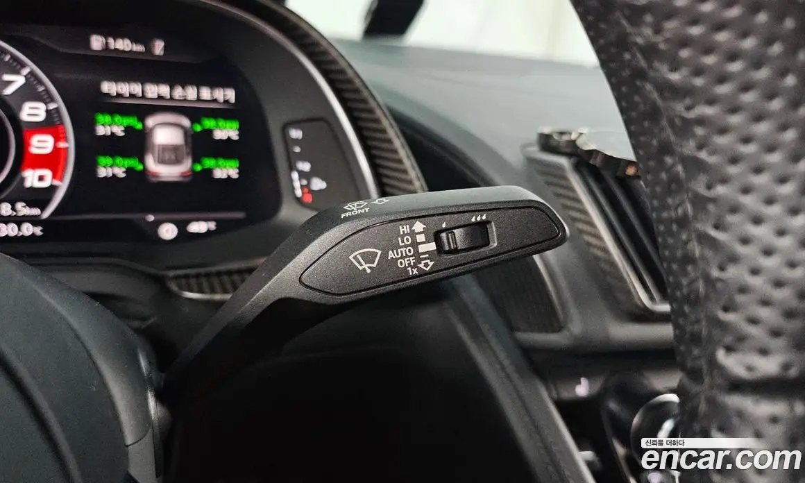 Audi R8 2017 5.2 автомат (гидро), фото 24