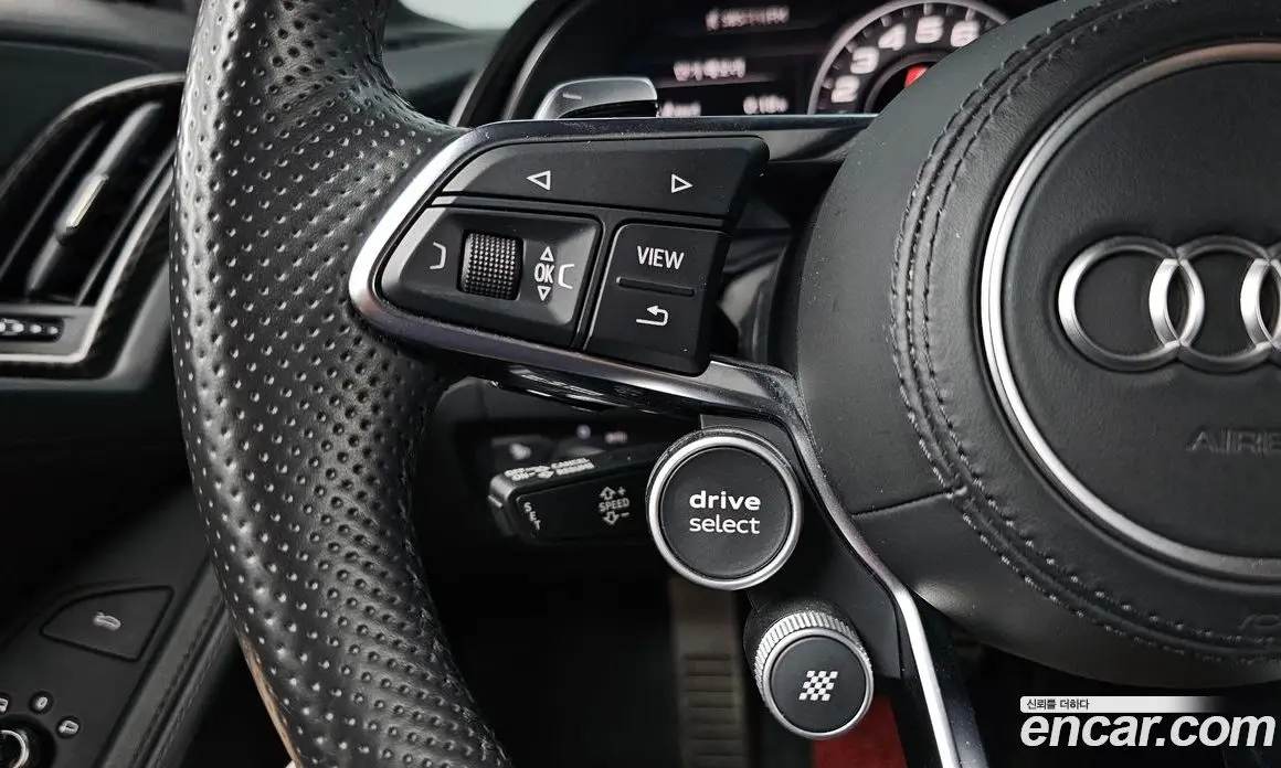 Audi R8 2017 5.2 автомат (гидро), фото 32