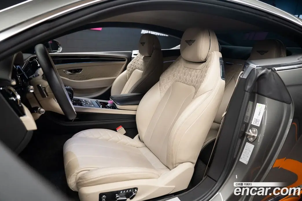 Bentley Continental 2021 4.0 автомат (гидро), фото 6