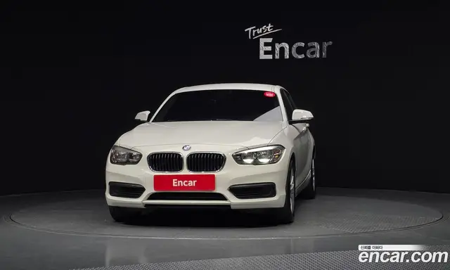 BMW 1 серия 2019 2.0 автомат (гидро), миниатюра 3
