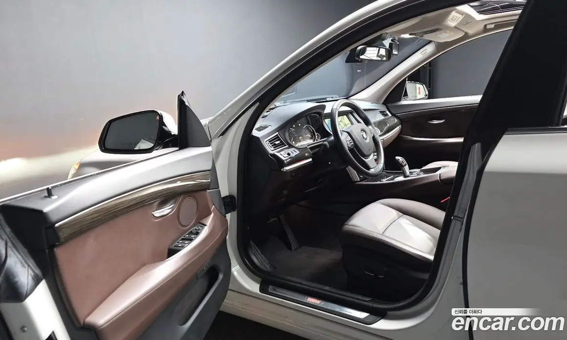 BMW 5 серия 2015 2.0 автомат (гидро), фото 13