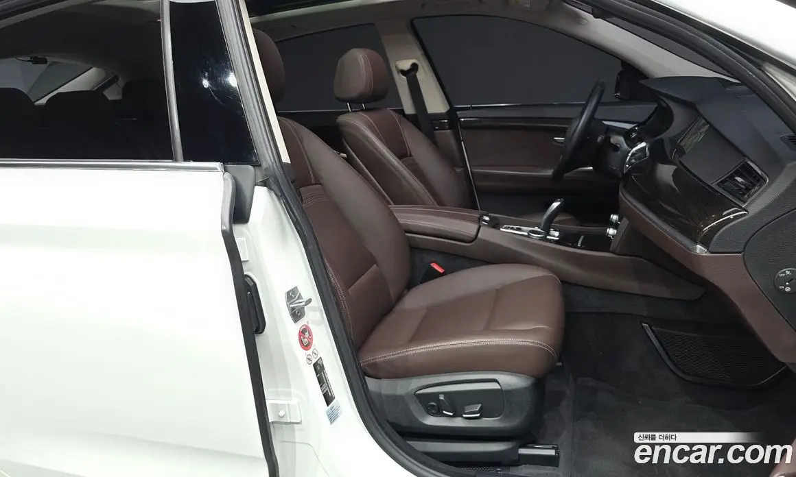 BMW 5 серия 2015 2.0 автомат (гидро), фото 17