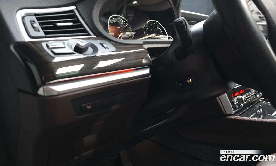 BMW 5 серия 2015 2.0 автомат (гидро), фото 30