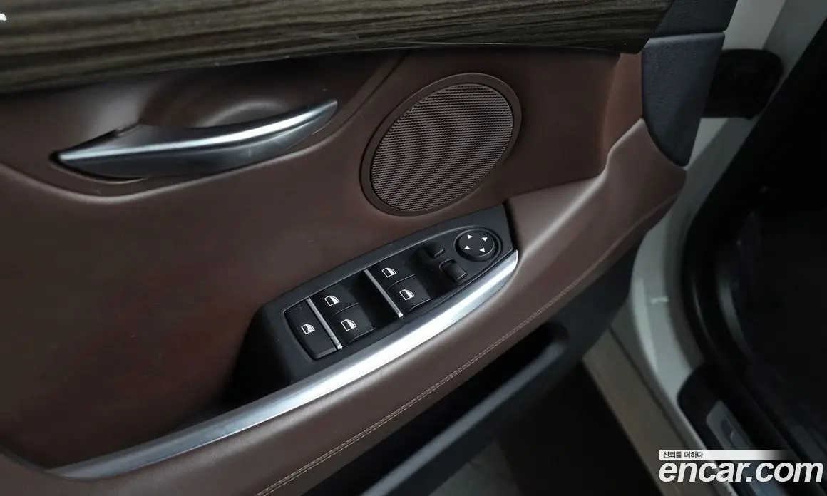 BMW 5 серия 2015 2.0 автомат (гидро), фото 36