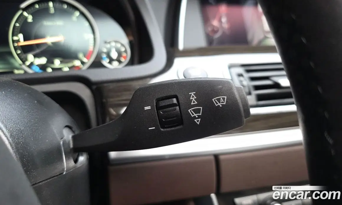 BMW 5 серия 2015 2.0 автомат (гидро), фото 37