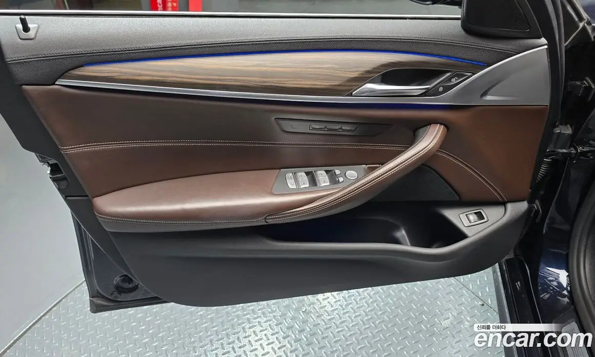 BMW 5 серия 2019 2.0 автомат (гидро), фото 14