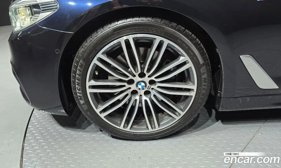 BMW 5 серия 2019 2.0 автомат (гидро), фото 5