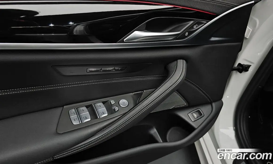 BMW 5 серия 2023 2.0 автомат (гидро), фото 23