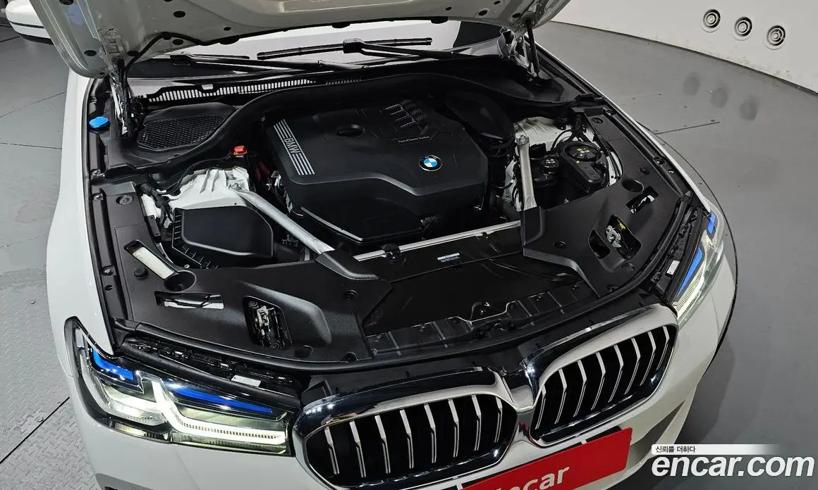 BMW 5 серия 2023 2.0 автомат (гидро), фото 5
