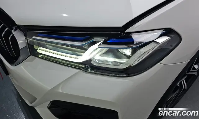 BMW 5 серия 2023 2.0 автомат (гидро), миниатюра 7