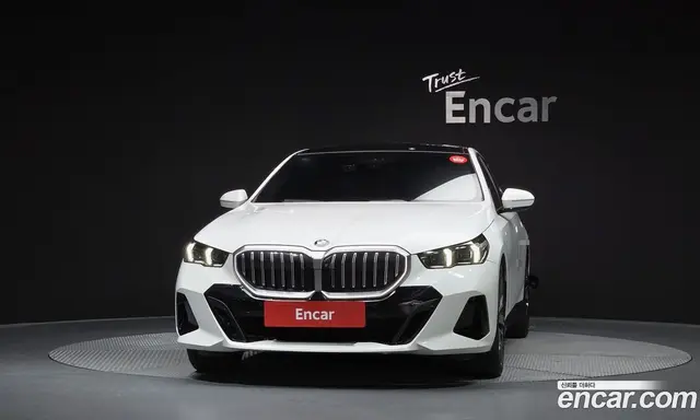 BMW 5 серия 2023 2.0 автомат (гидро), миниатюра 3