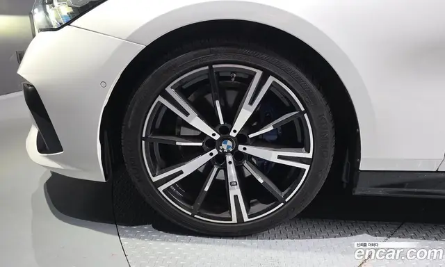 BMW 5 серия 2023 2.0 автомат (гидро), миниатюра 5