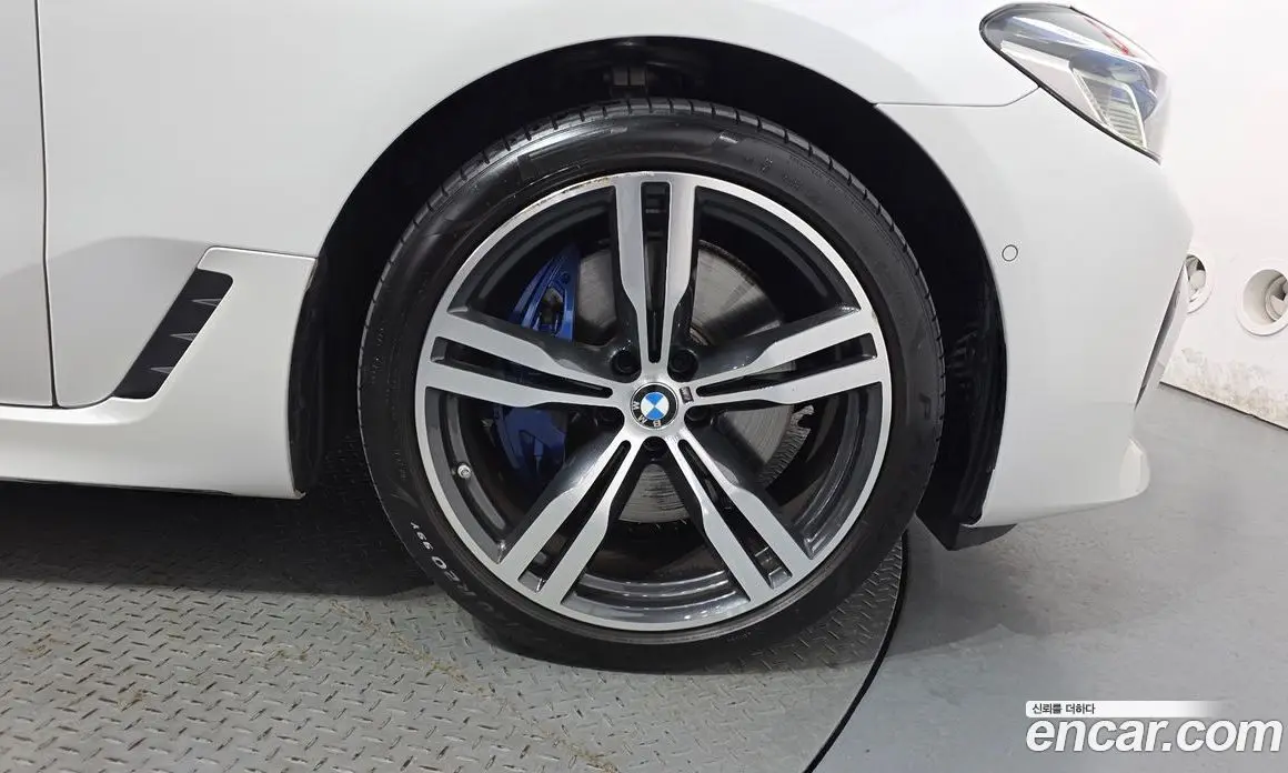 BMW 6 серия 2024 3.0 автомат (гидро), фото 7