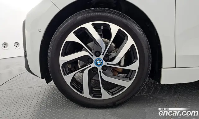 BMW i3 2020 0.1 автомат (гидро), миниатюра 5