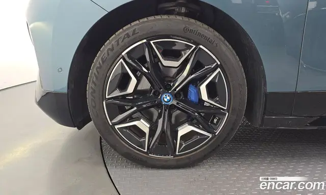 BMW iX 2022 0.3 автомат (гидро), миниатюра 5