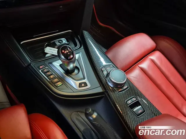 BMW M4 2017 3.0 автомат (гидро), миниатюра 8 BMW M4 2017 3.0 автомат (гидро), миниатюра 8