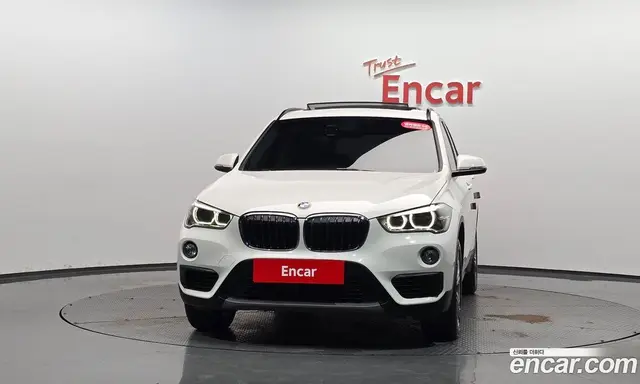 BMW X1 2018 2.0 автомат (гидро), миниатюра 2