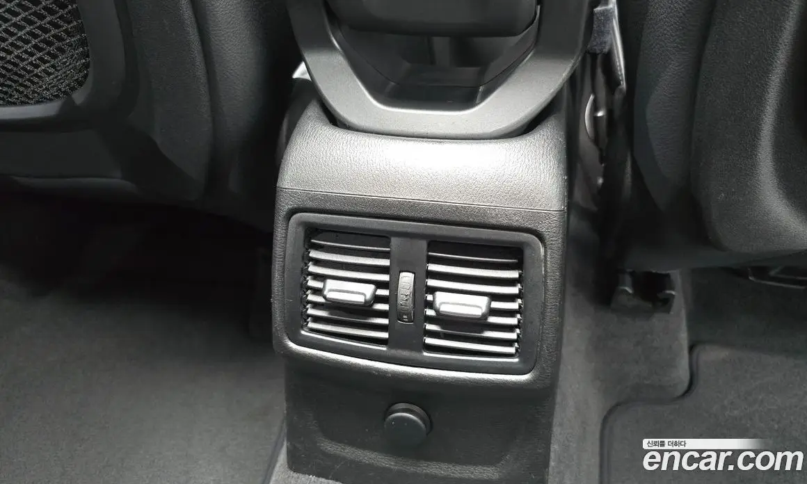 BMW X1 2018 2.0 автомат (гидро), фото 30