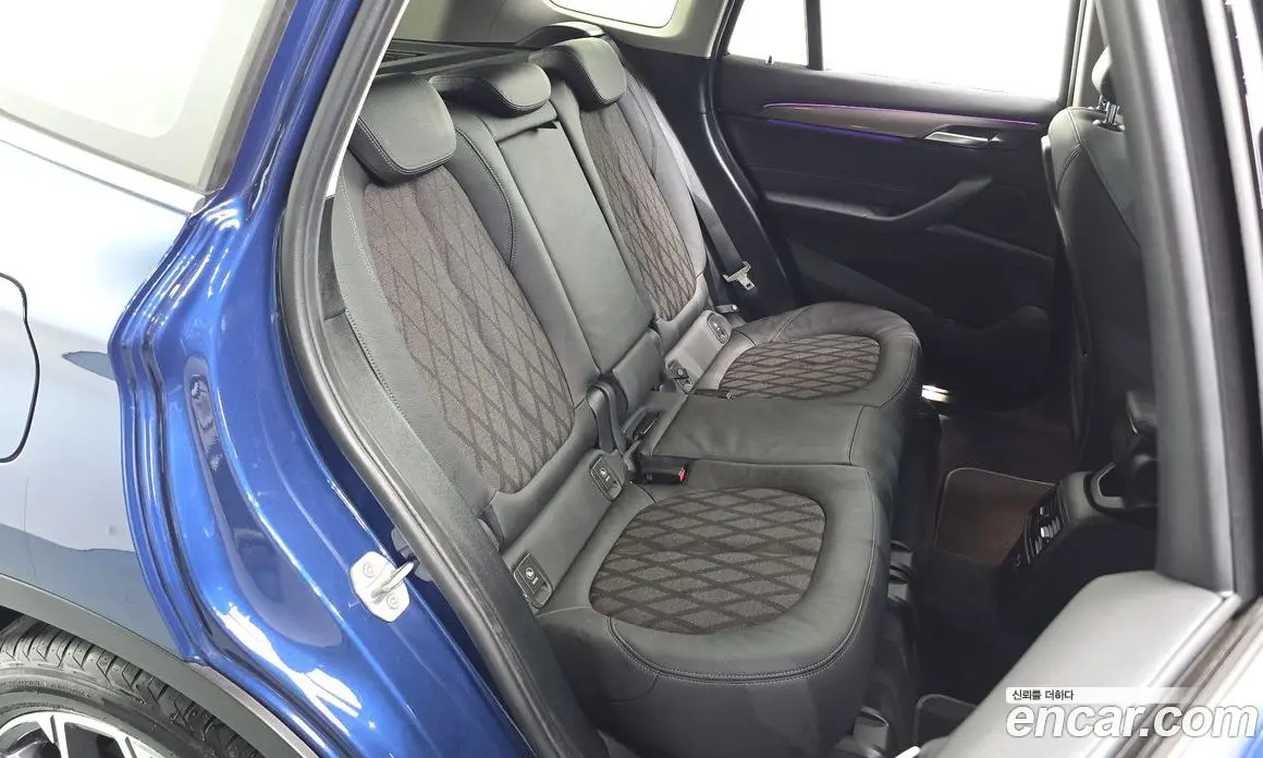 BMW X1 2020 2.0 автомат (гидро), фото 18