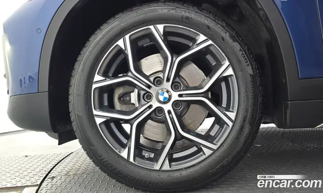 BMW X1 2020 2.0 автомат (гидро), миниатюра 5