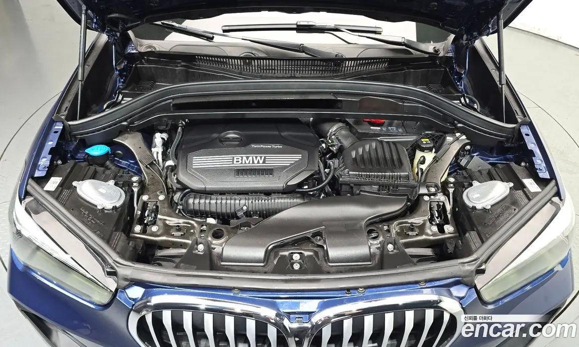 BMW X1 2020 2.0 автомат (гидро), фото 6