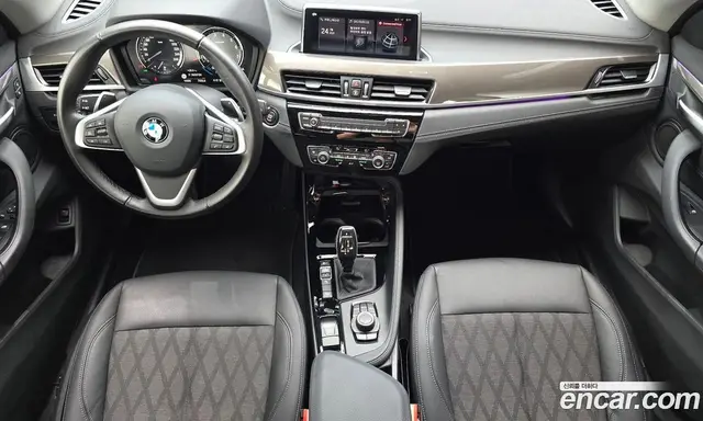 BMW X1 2020 2.0 автомат (гидро), миниатюра 10