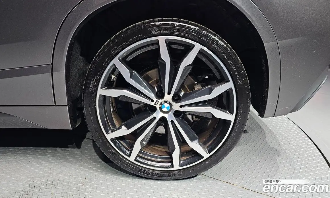 BMW X2 2018 2.0 автомат (гидро), фото 7