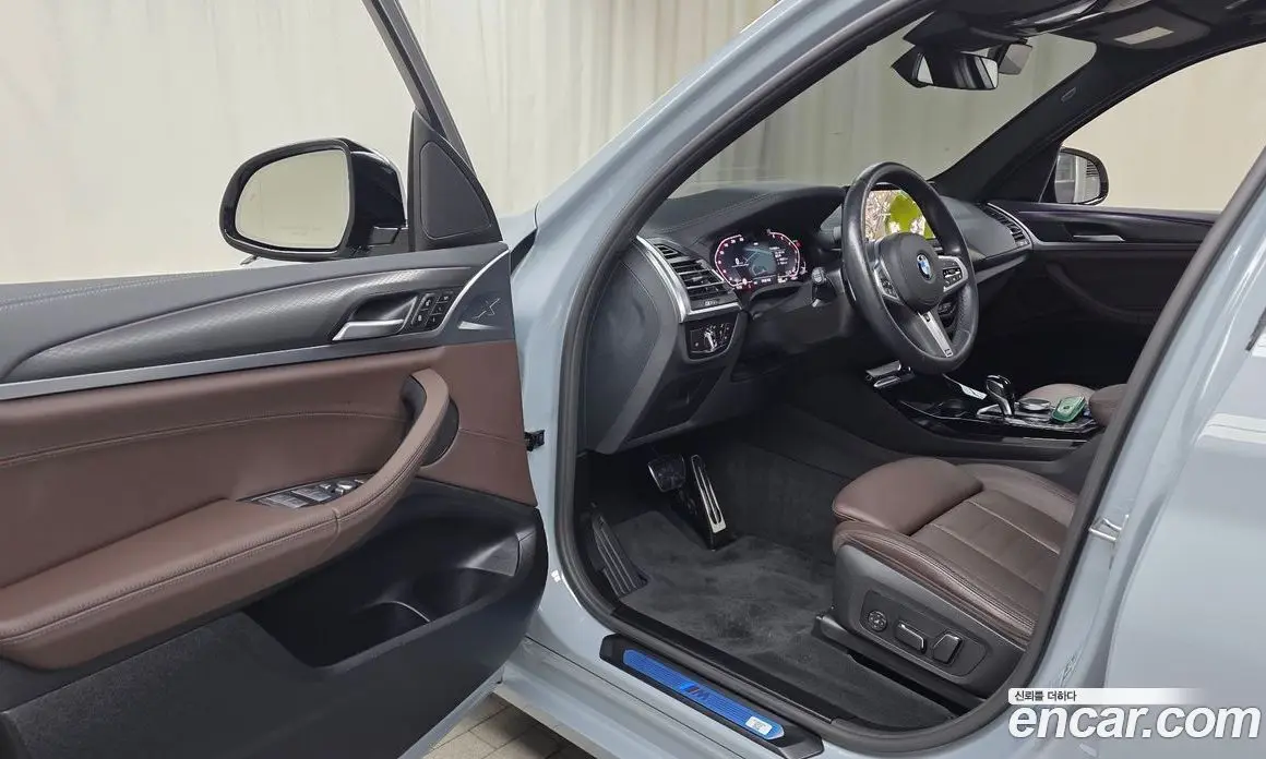 BMW X3 2024 2.0 автомат (гидро), фото 12