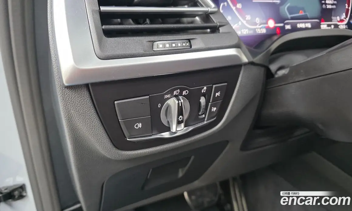 BMW X3 2024 2.0 автомат (гидро), фото 25