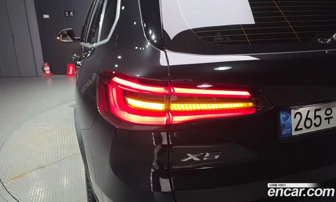 BMW X5 2021 3.0 автомат (гидро), фото 8