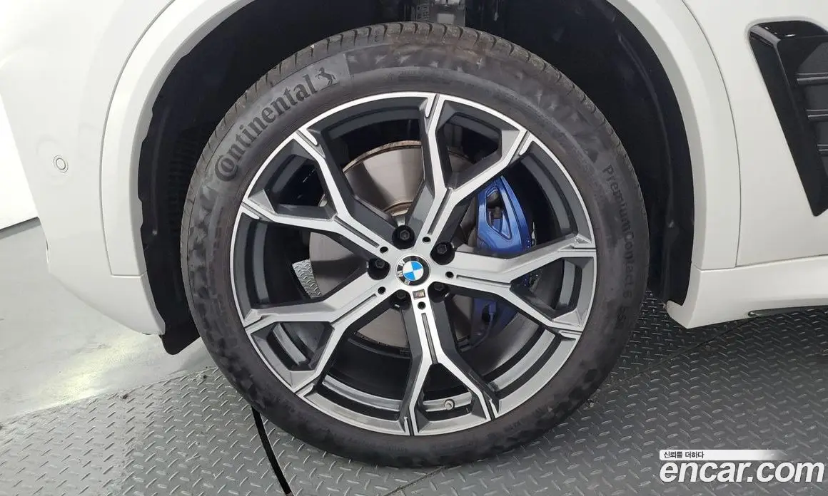 BMW X5 2025 3.0 автомат (гидро), фото 5
